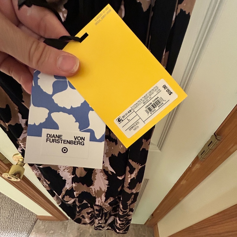 Elegant Leopard Print Jumpsuit - Picture 7 of 10
